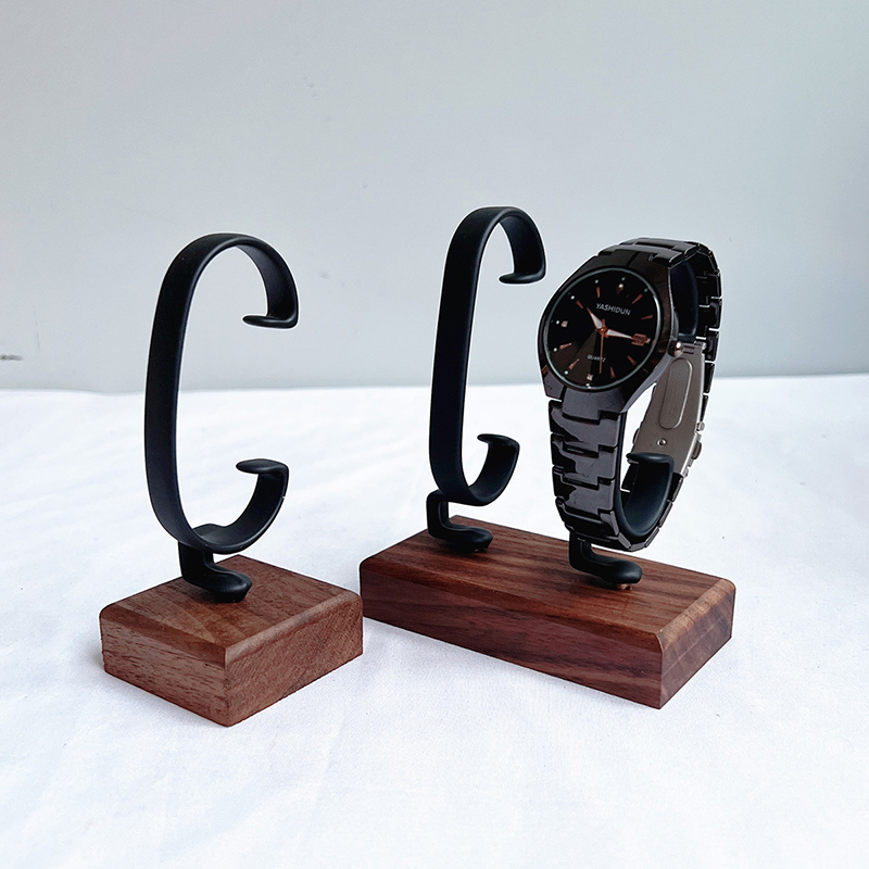 حامل ساعات خشبي على شكل حرف C، - مراجعة Jewelry And Watches Inc وسعره